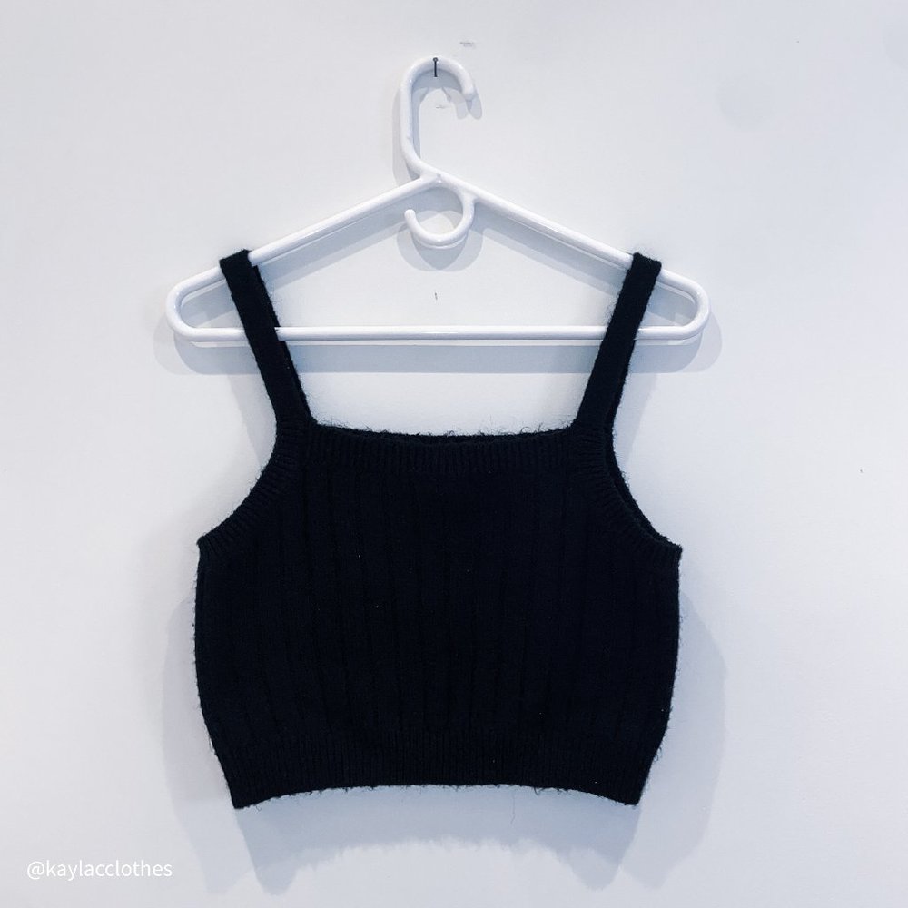 Black Cropped Sweater Vest